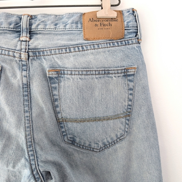 Abercrombie & Fitch Light Blue Straight Leg Jeans - Picture 4 of 10